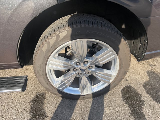 Certified 2024 Ford Expedition Platinum AWD/4WD image 26