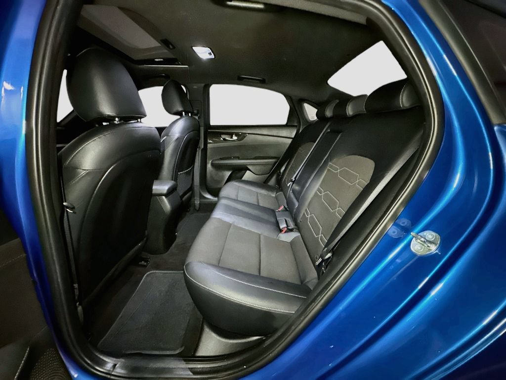 Used 2024 Kia Forte GT-Line w/ GT-Line Premium Package FWD image 31