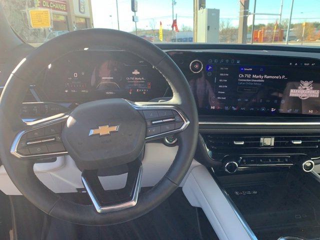 Used 2025 Chevrolet Tahoe Premier w/ Sun And Tow Package image 12