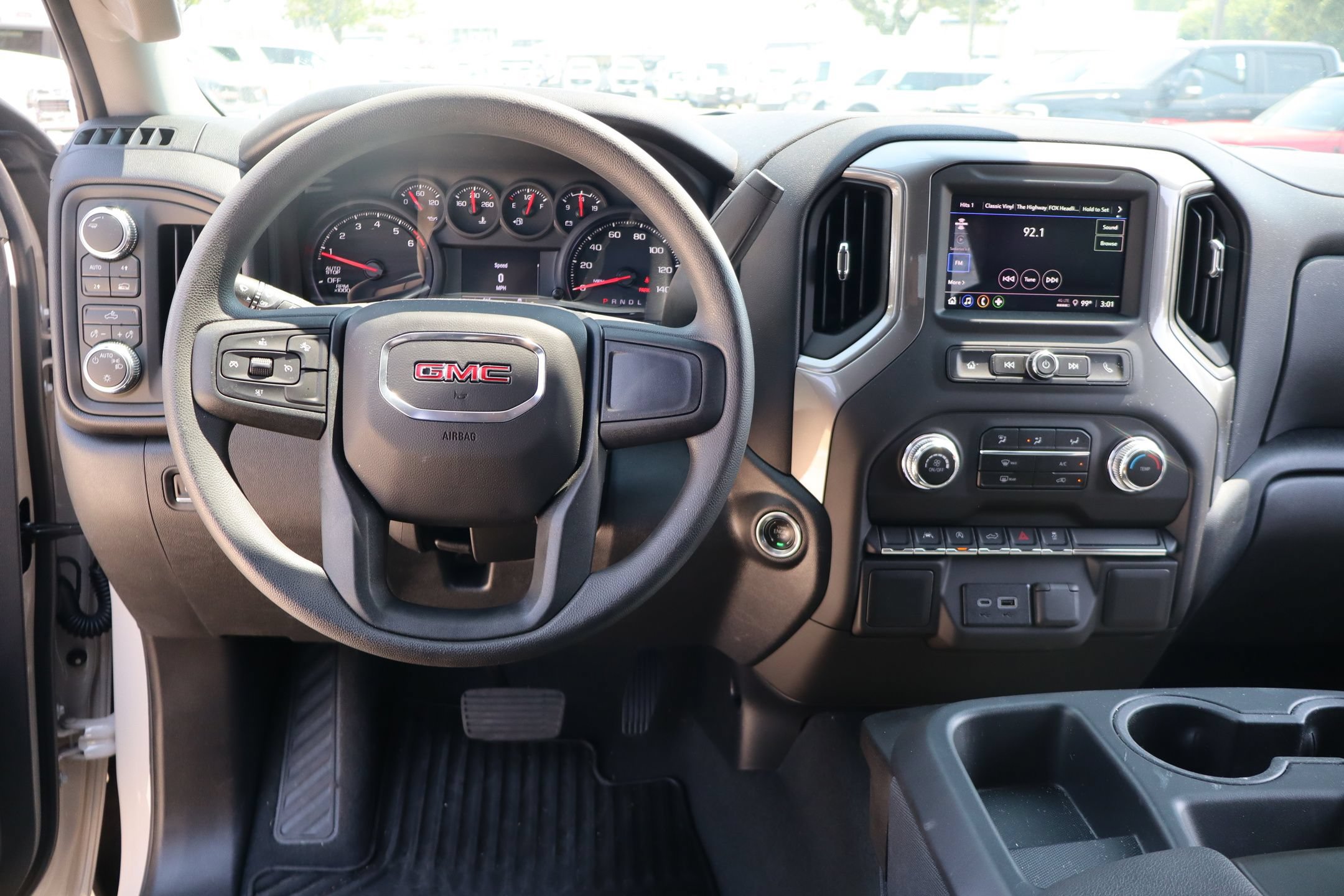 Used 2026 GMC Sierra 1500 Pro w/ Graphite Edition AWD/4WD image 19