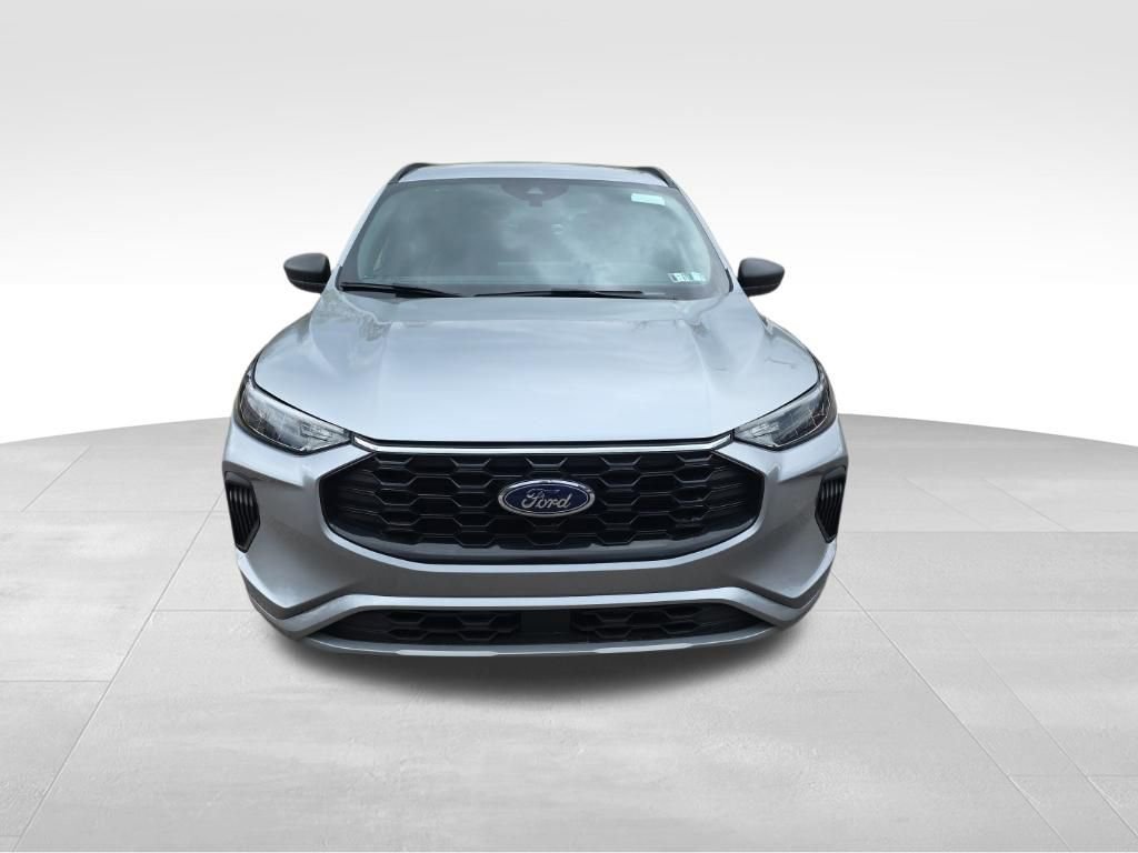 Certified 2024 Ford Escape ST-Line w/ Tech Pack #1 image 2