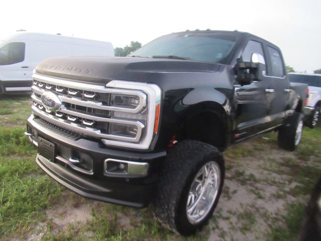 Certified 2023 Ford F350 Platinum w/ FX4 Off-Road Package AWD/4WD image 3