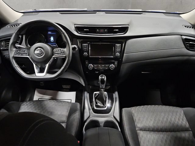 Used 2018 Nissan Rogue SV AWD/4WD image 2