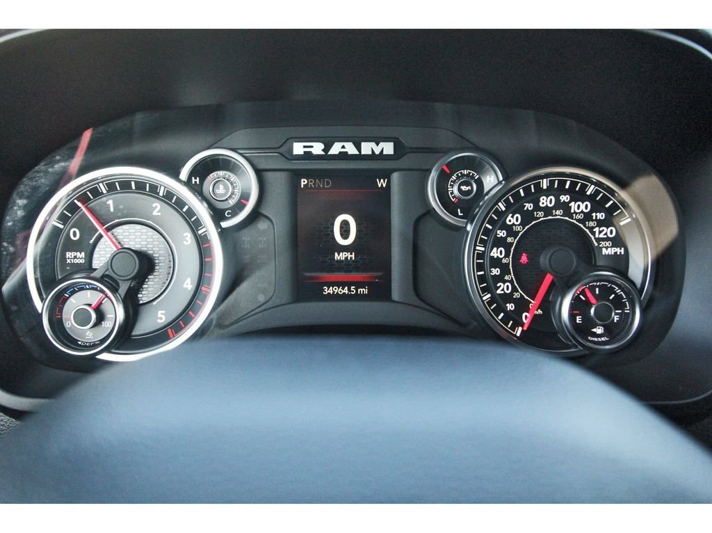 Used 2024 RAM 3500 Big Horn w/ Sport Appearance Package AWD/4WD image 15