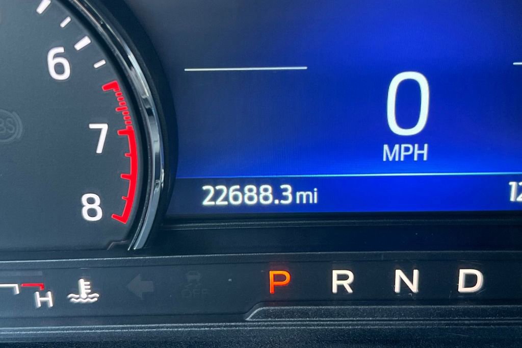 Certified 2022 Ford Explorer XLT w/ Equipment Group 202A image 28