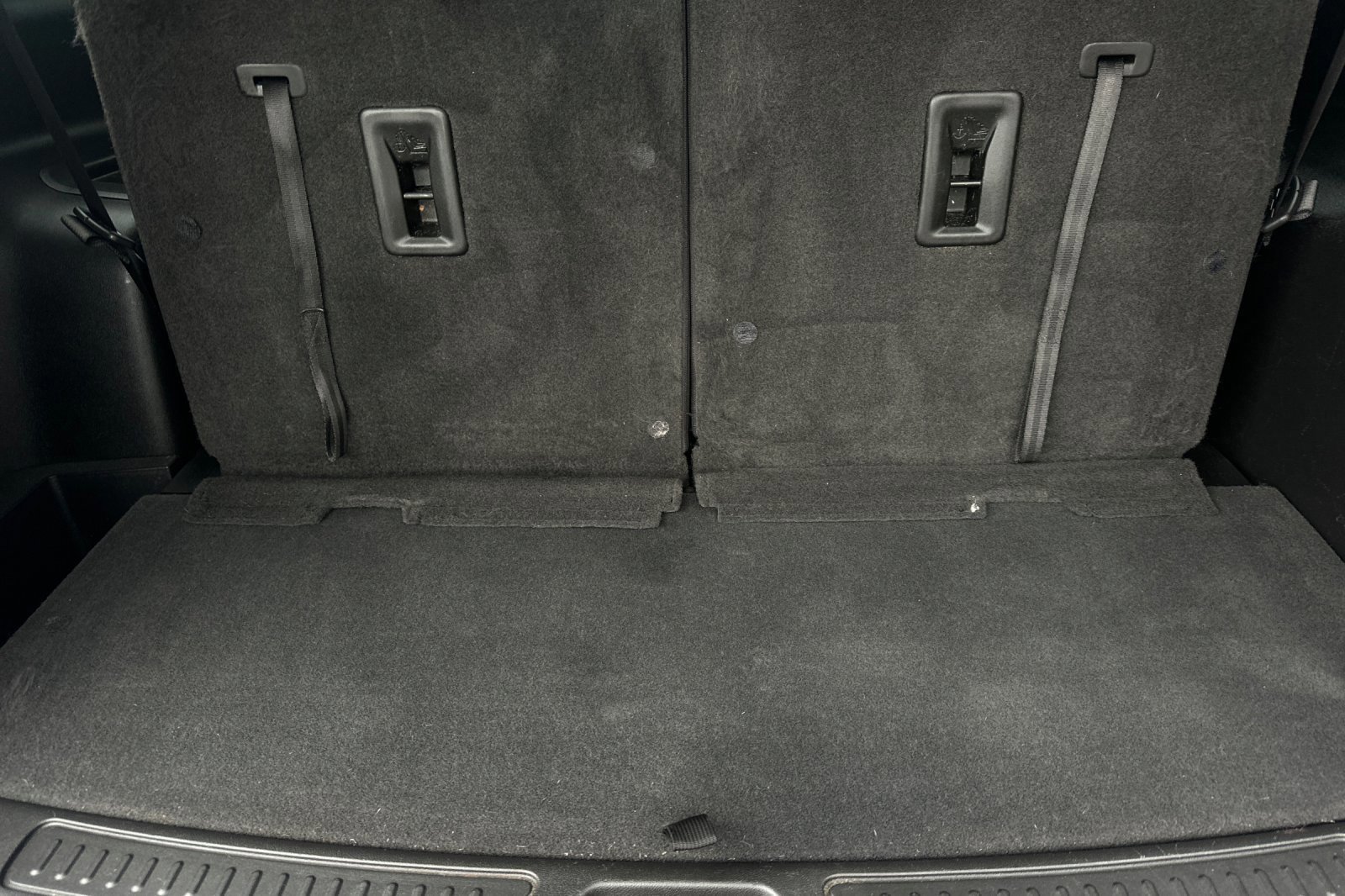 Used 2021 GMC Acadia Denali w/ Denali Technology Package image 17