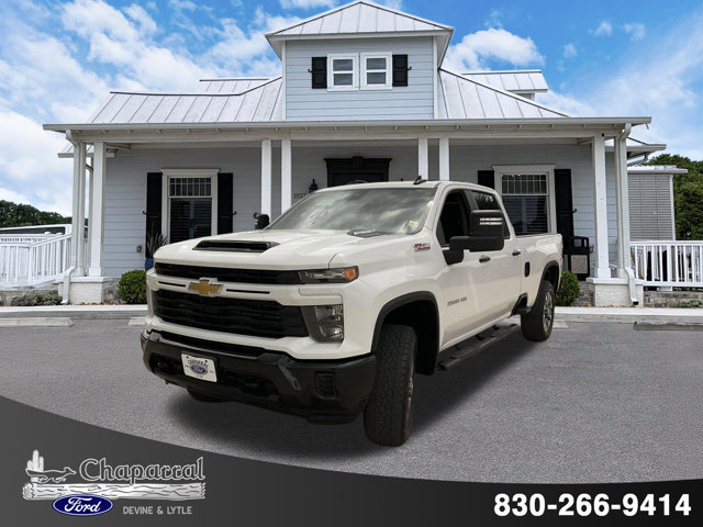 Used 2025 Chevrolet Silverado 2500 Custom w/ Custom Value Package AWD/4WD image 2