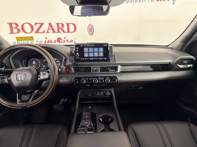 Used 2025 Honda Pilot TrailSport image 30
