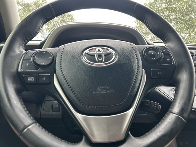 Used 2018 Toyota RAV4 XLE FWD image 28