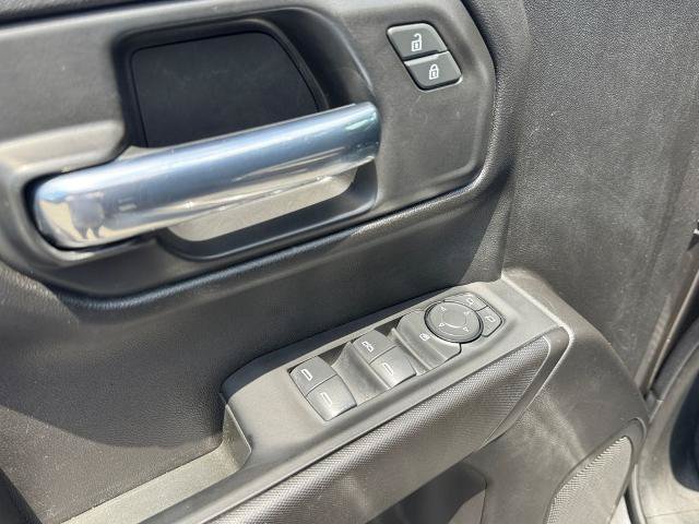 Used 2022 Chevrolet Silverado 1500 Custom w/ Safety Confidence Package AWD/4WD image 13