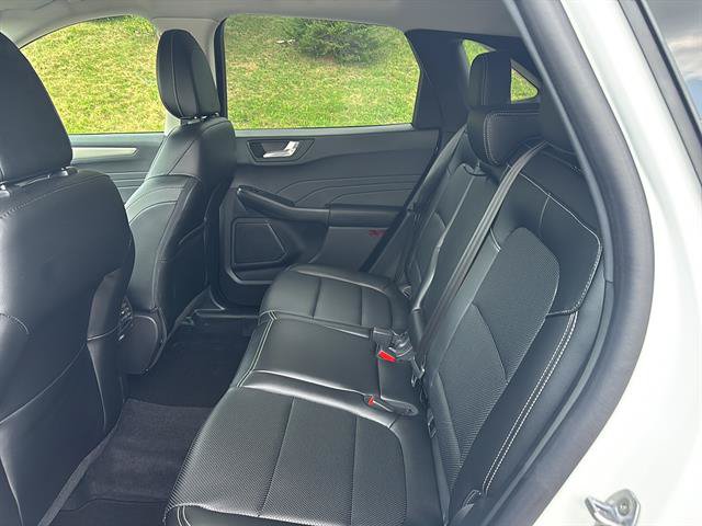 Certified 2022 Ford Escape SEL AWD/4WD image 16