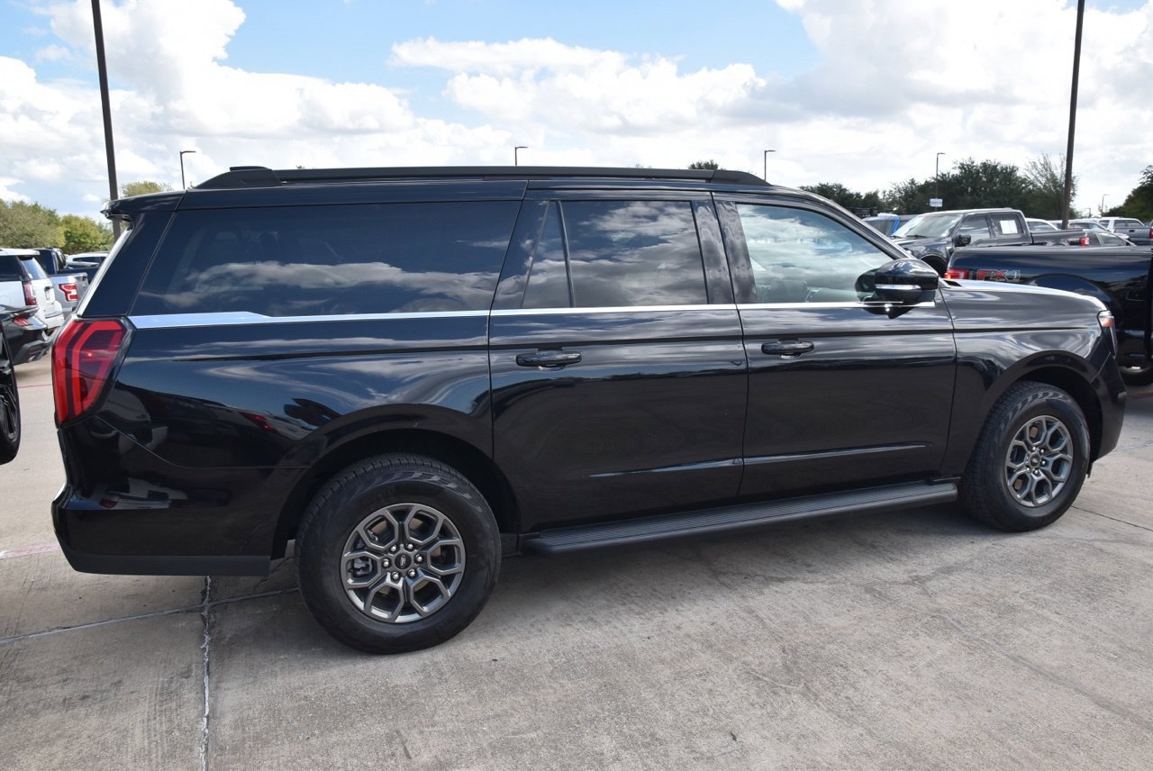Certified 2026 Ford Expedition Max Active RWD image 5