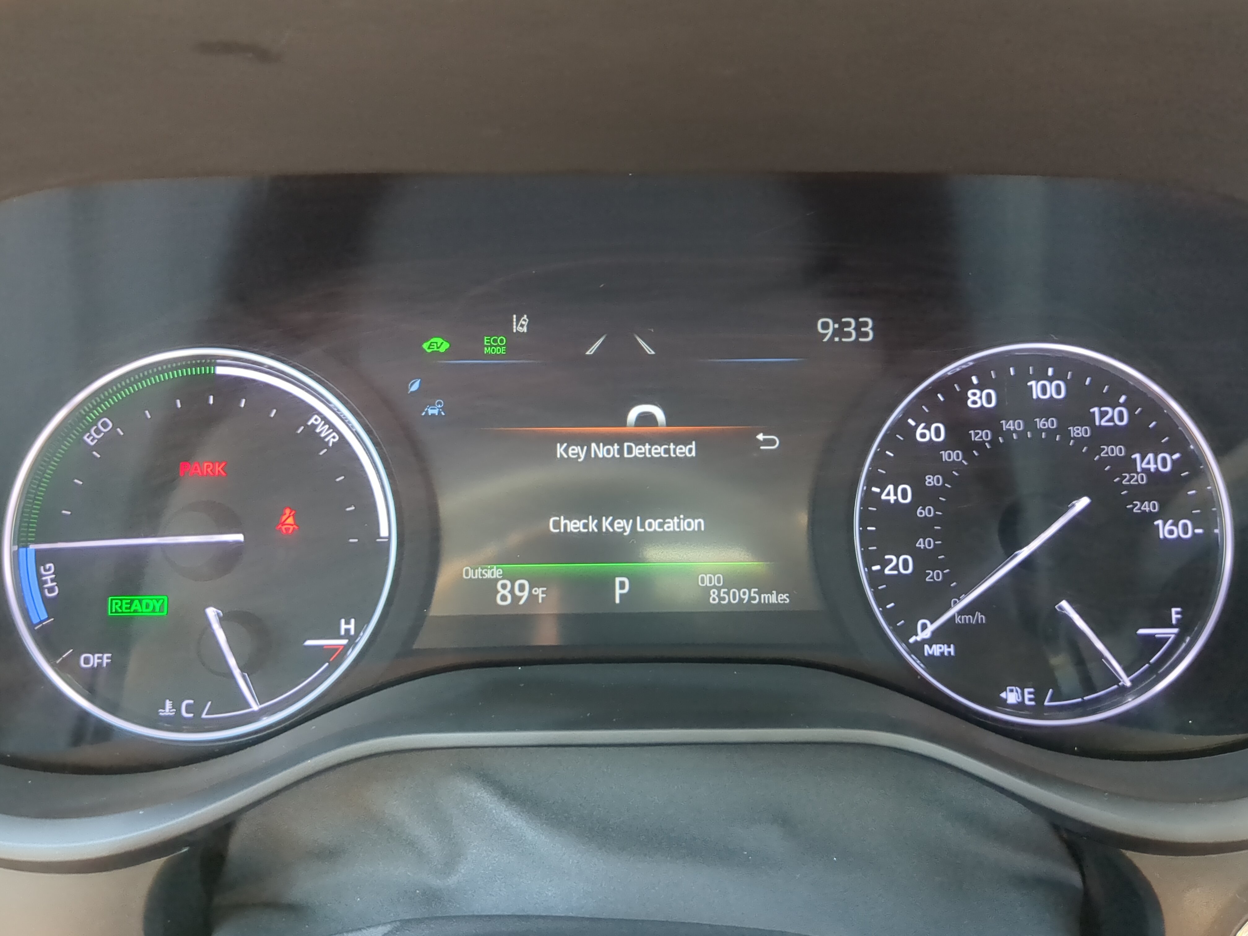 Used 2023 Toyota Sienna Platinum FWD image 26
