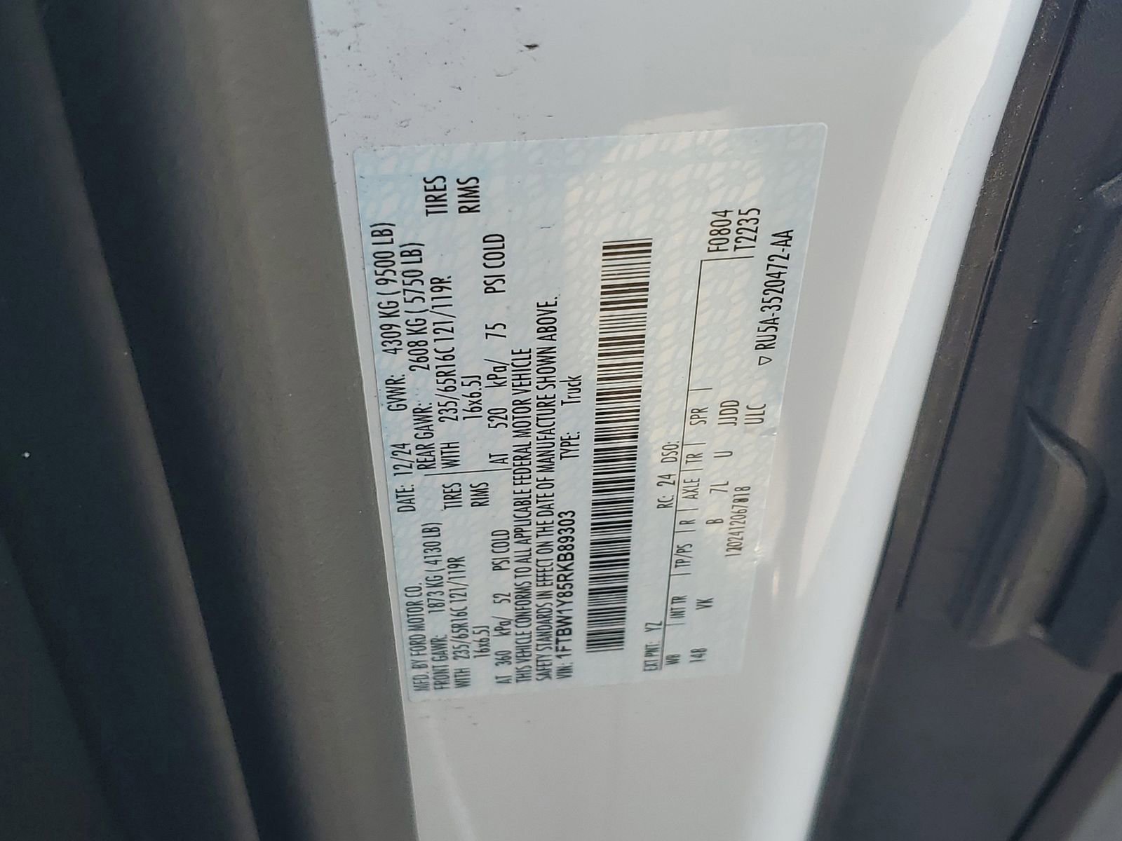 Certified 2024 Ford Transit 350 Low Roof w/ Load Area Protection Package image 26