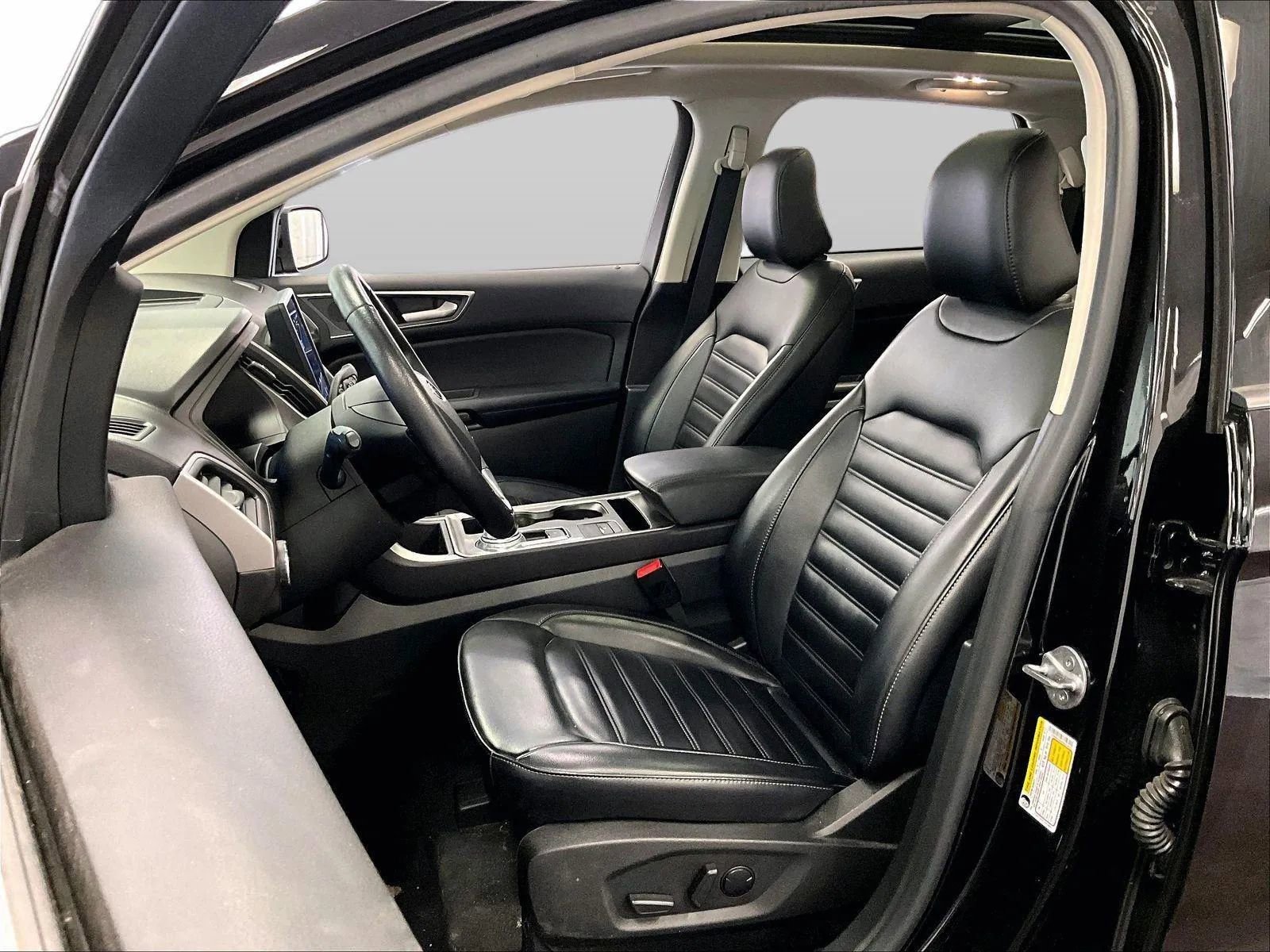 Certified 2023 Ford Edge SEL w/ Convenience Package AWD/4WD image 24