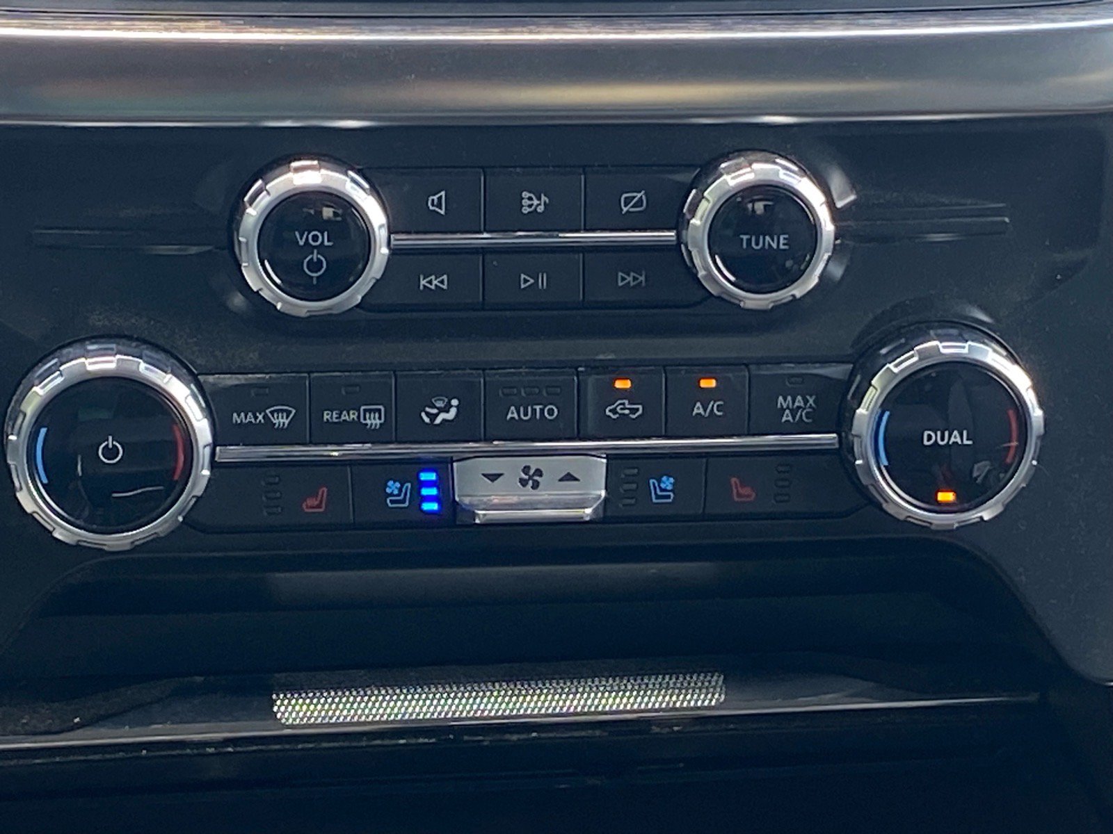 Certified 2022 Ford F150 Lariat AWD/4WD image 12