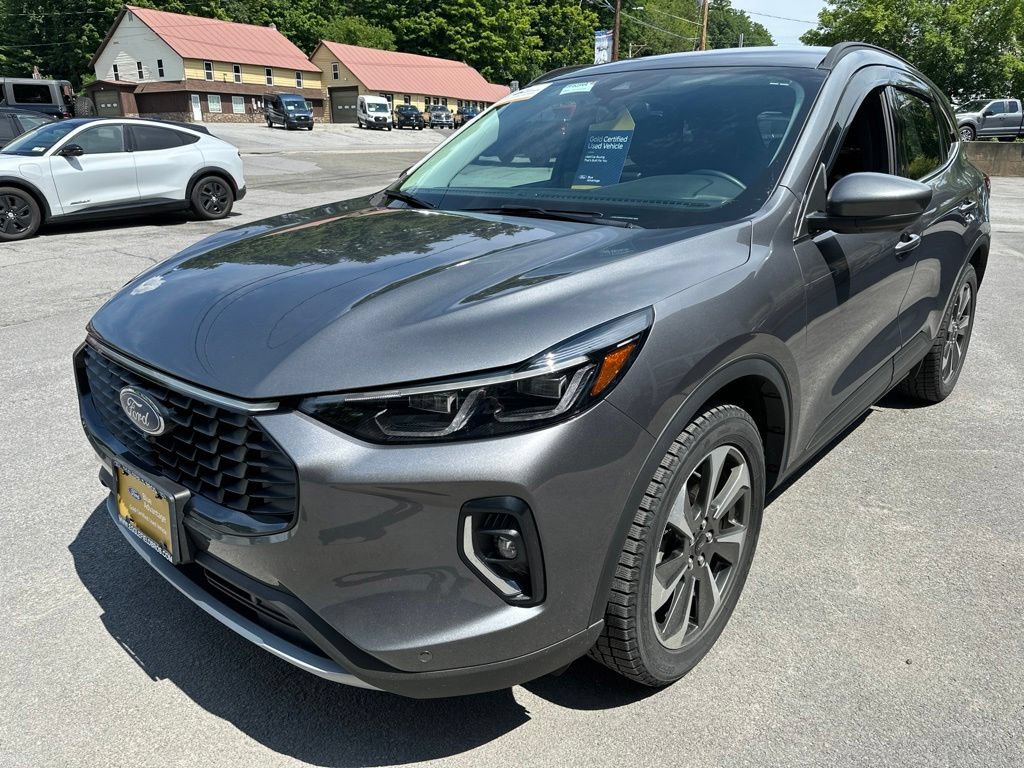 Certified 2023 Ford Escape Platinum AWD/4WD image 9