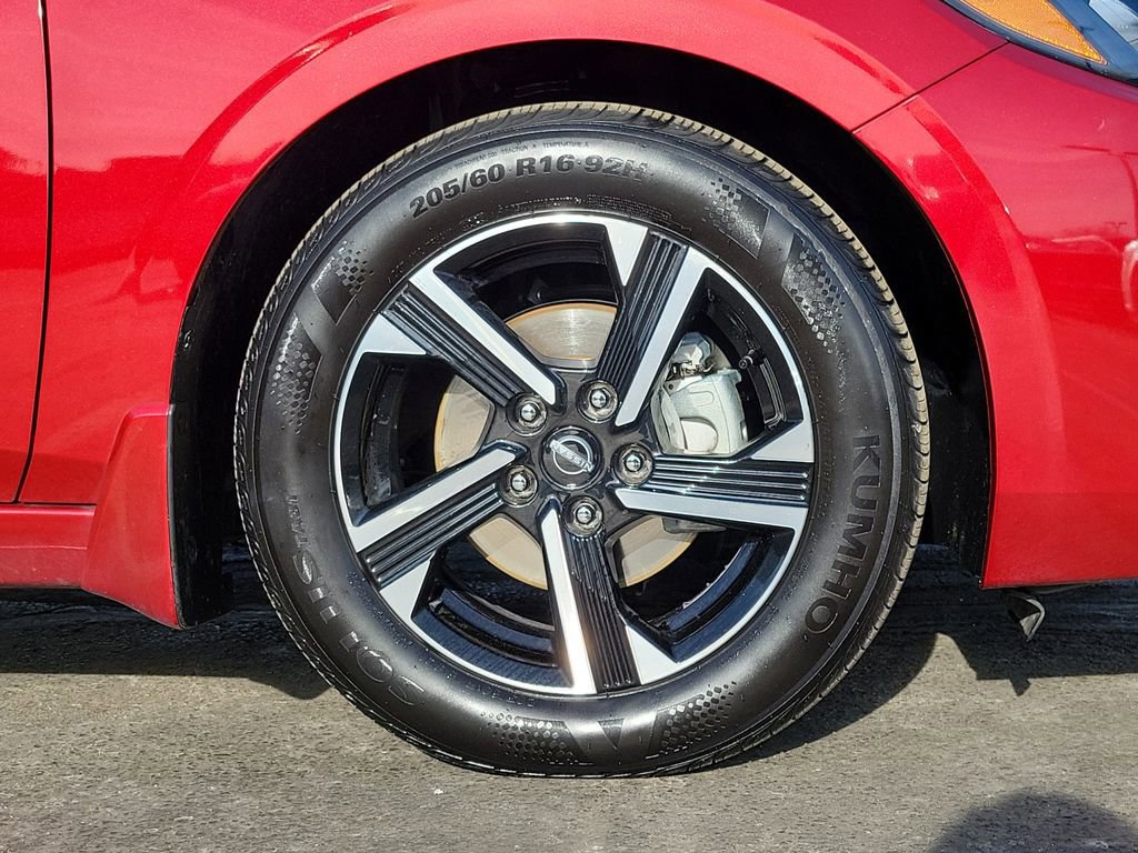 Used 2024 Nissan Sentra SV image 9