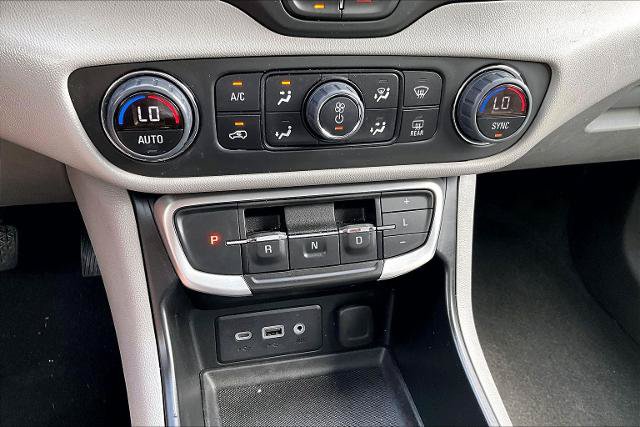 Used 2023 GMC Terrain SLE w/ Driver Convenience Package AWD/4WD image 31