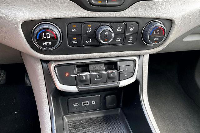 Used 2023 GMC Terrain SLE w/ Driver Convenience Package AWD/4WD image 31