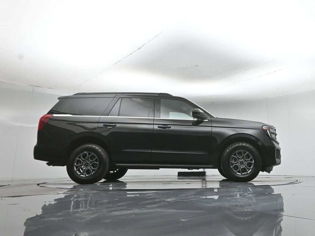 Certified 2025 Ford Expedition Active AWD/4WD image 52