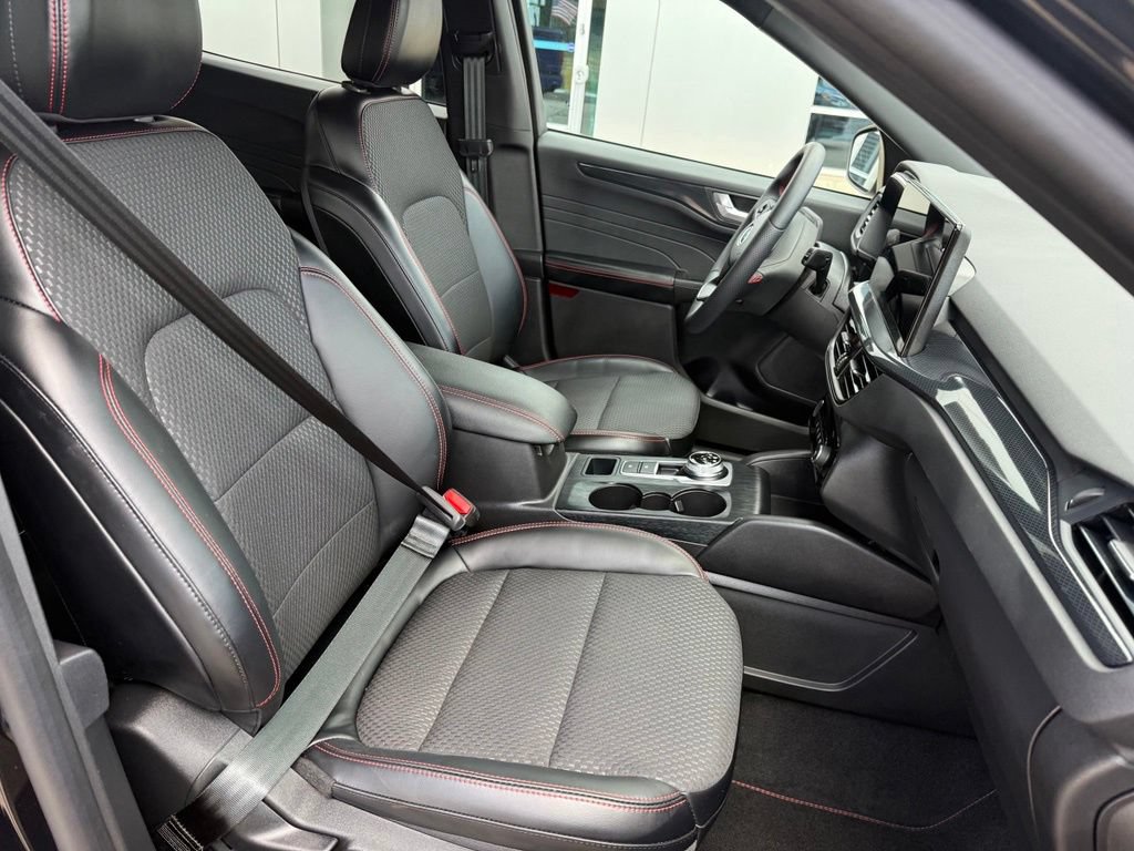 Certified 2023 Ford Escape ST-Line w/ Tech Pack #1 FWD image 12