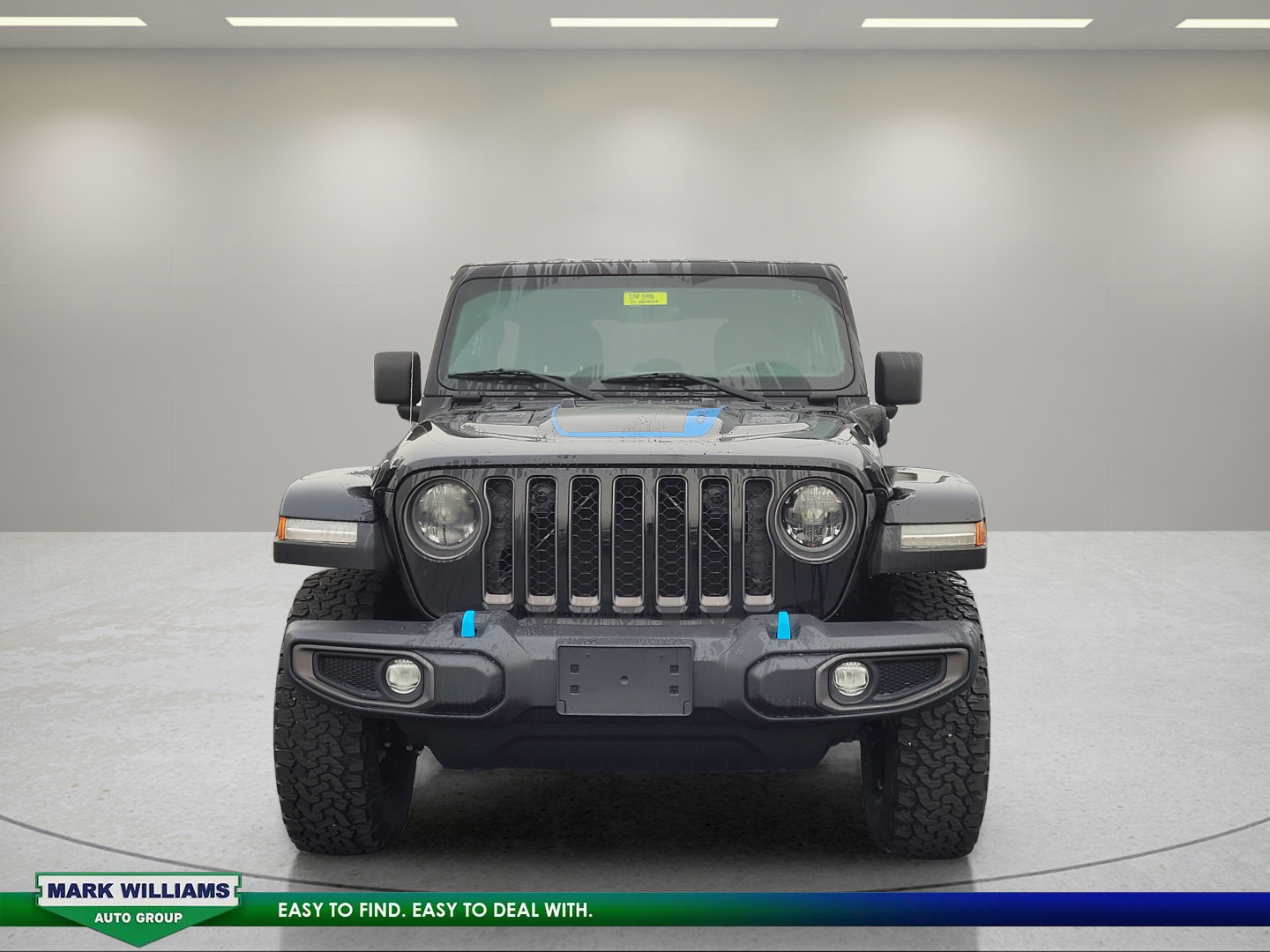Used 2023 Jeep Wrangler Unlimited Rubicon 4xe w/ Cold Weather Group AWD/4WD image 9