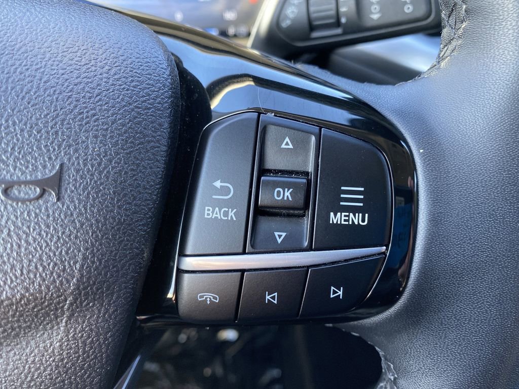 Certified 2023 Ford Escape Platinum image 34