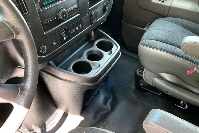 Used 2020 GMC Savana 2500 w/ Driver Convenience Package RWD image 32