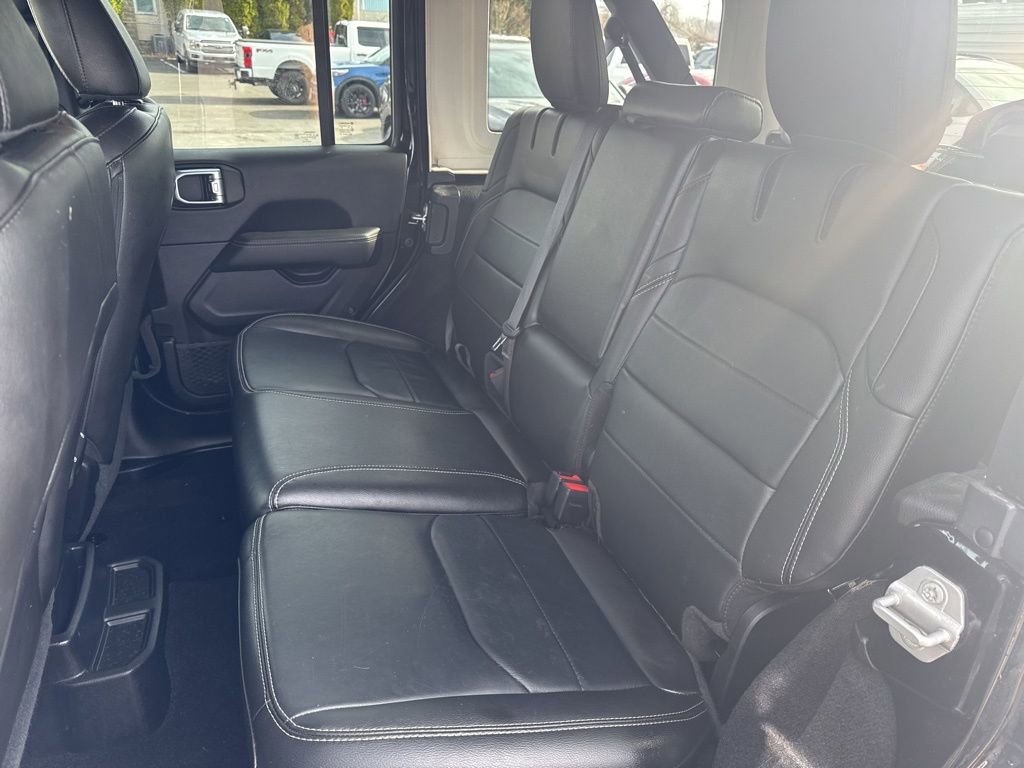 Used 2023 Jeep Wrangler Unlimited Sahara w/ Cold Weather Group image 33