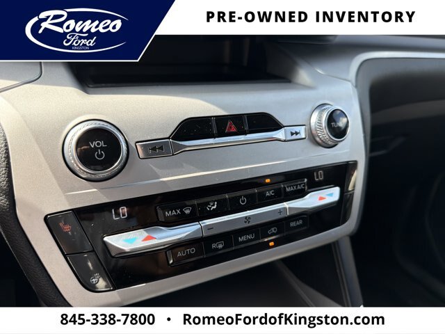 Certified 2020 Ford Explorer XLT w/ Equipment Group 202A AWD/4WD image 20