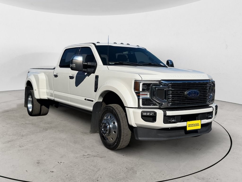 Certified 2022 Ford F450 Platinum w/ FX4 Off-Road Package AWD/4WD image 3