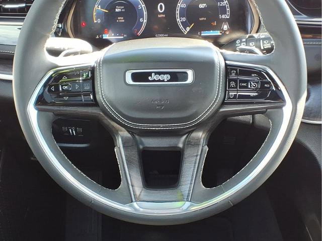 Used 2023 Jeep Grand Cherokee L Overland image 13