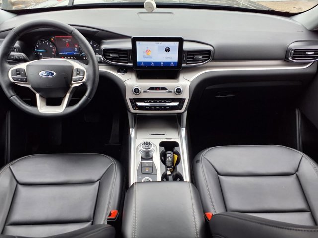 Certified 2024 Ford Explorer XLT w/ Equipment Group 202A image 16