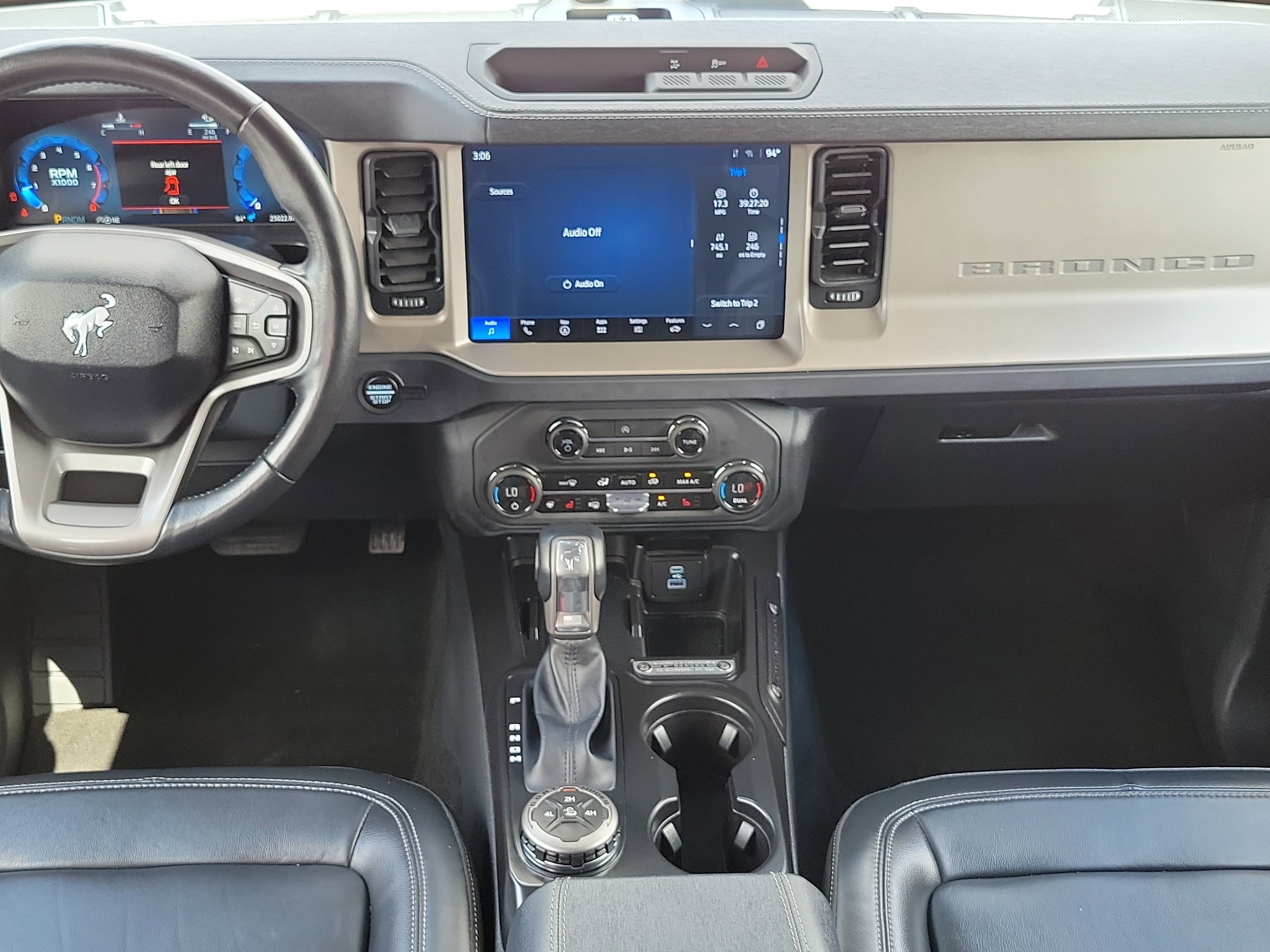 Certified 2025 Ford Bronco Outer Banks AWD/4WD image 15