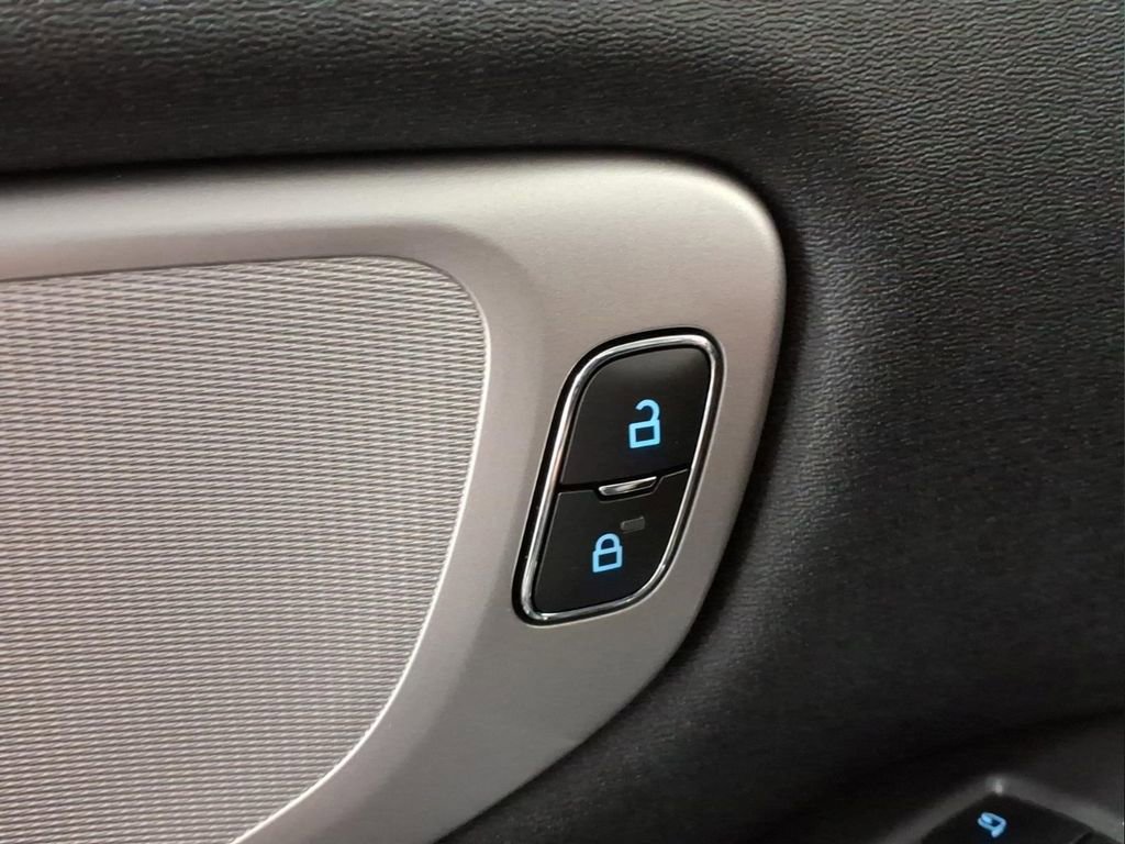 Certified 2025 Ford Expedition Active AWD/4WD image 15
