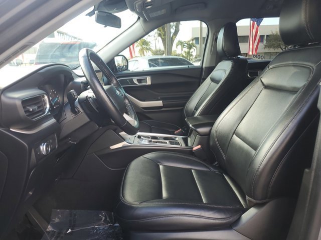 Certified 2021 Ford Explorer XLT w/ Equipment Group 202A image 10