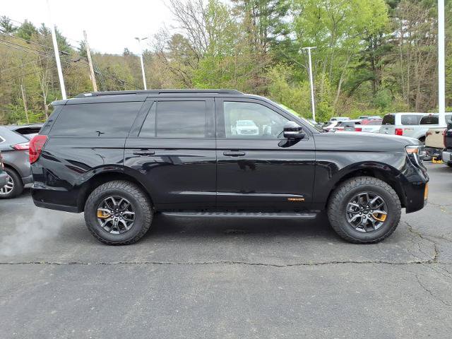 Certified 2025 Ford Expedition Tremor AWD/4WD image 2