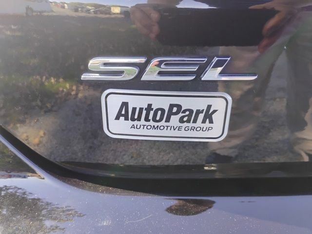 Certified 2024 Ford Edge SEL image 18