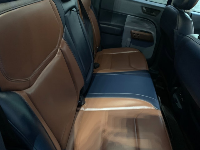 Certified 2022 Ford Maverick Lariat w/ Lariat Luxury Package AWD/4WD image 15