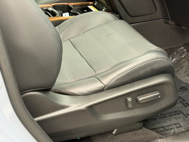 Used 2021 Honda CR-V Touring image 38