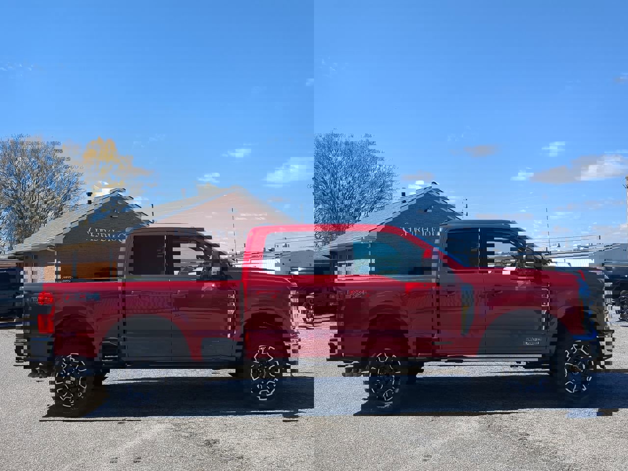 Certified 2023 Ford F350 Lariat w/ Lariat Ultimate Package image 2