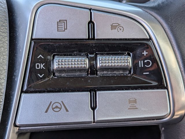 Used 2025 Kia Telluride S FWD image 17