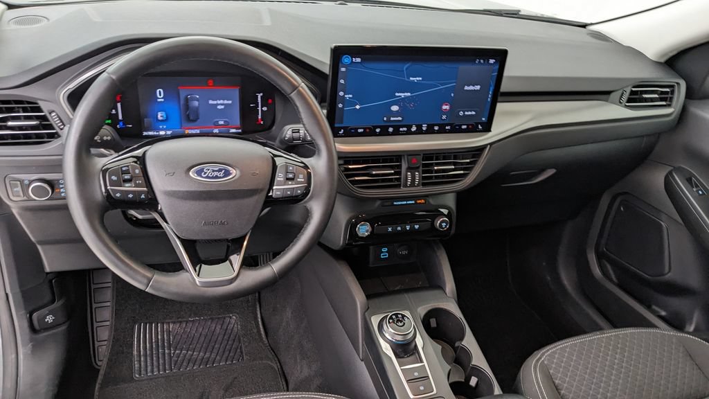 Certified 2023 Ford Escape Active w/ Tech Pack #1 AWD/4WD image 3
