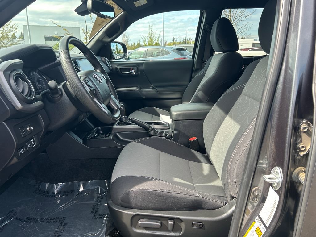 Used 2023 Toyota Tacoma TRD Off-Road w/ Black Out Package (TMS) image 6