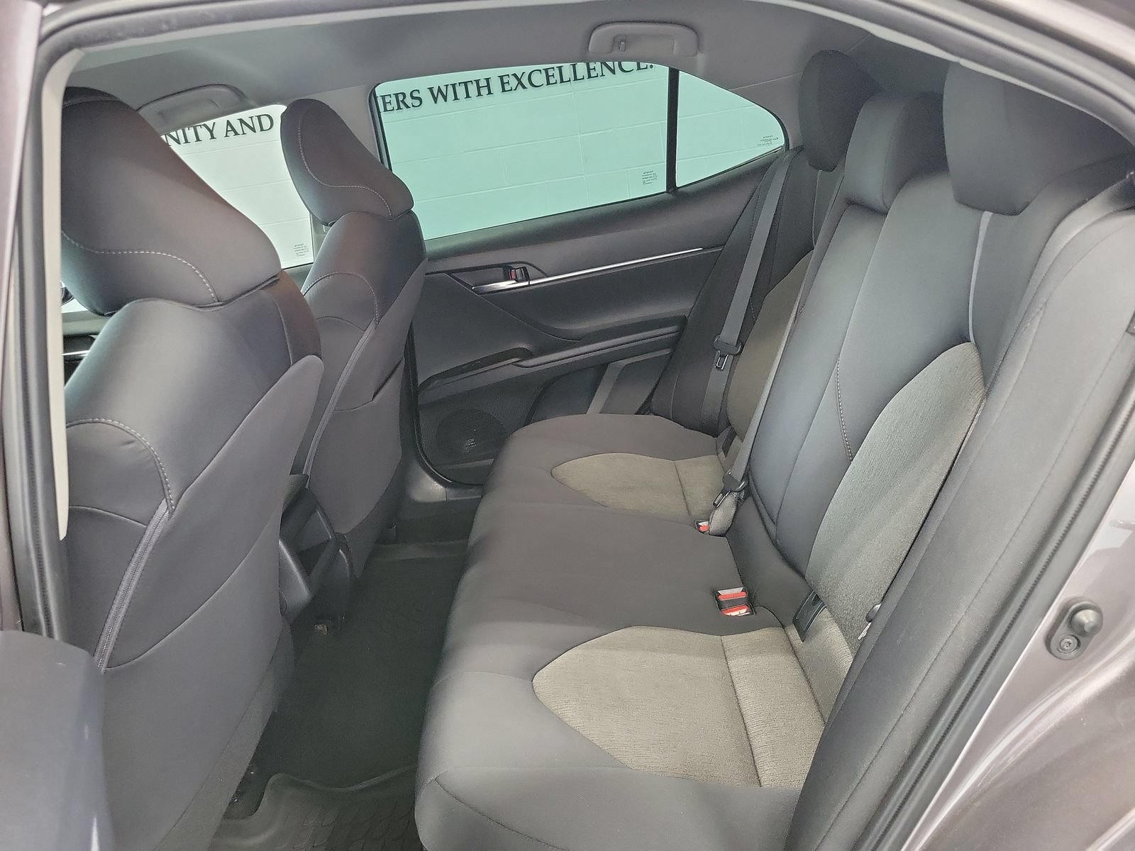 Used 2021 Toyota Camry LE FWD image 23