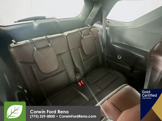 Certified 2024 Ford Explorer Platinum w/ Technology Package AWD/4WD image 32