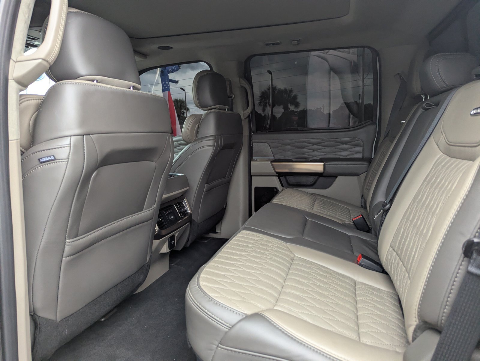 Certified 2026 Ford F250 Platinum w/ Platinum Plus Package AWD/4WD image 23