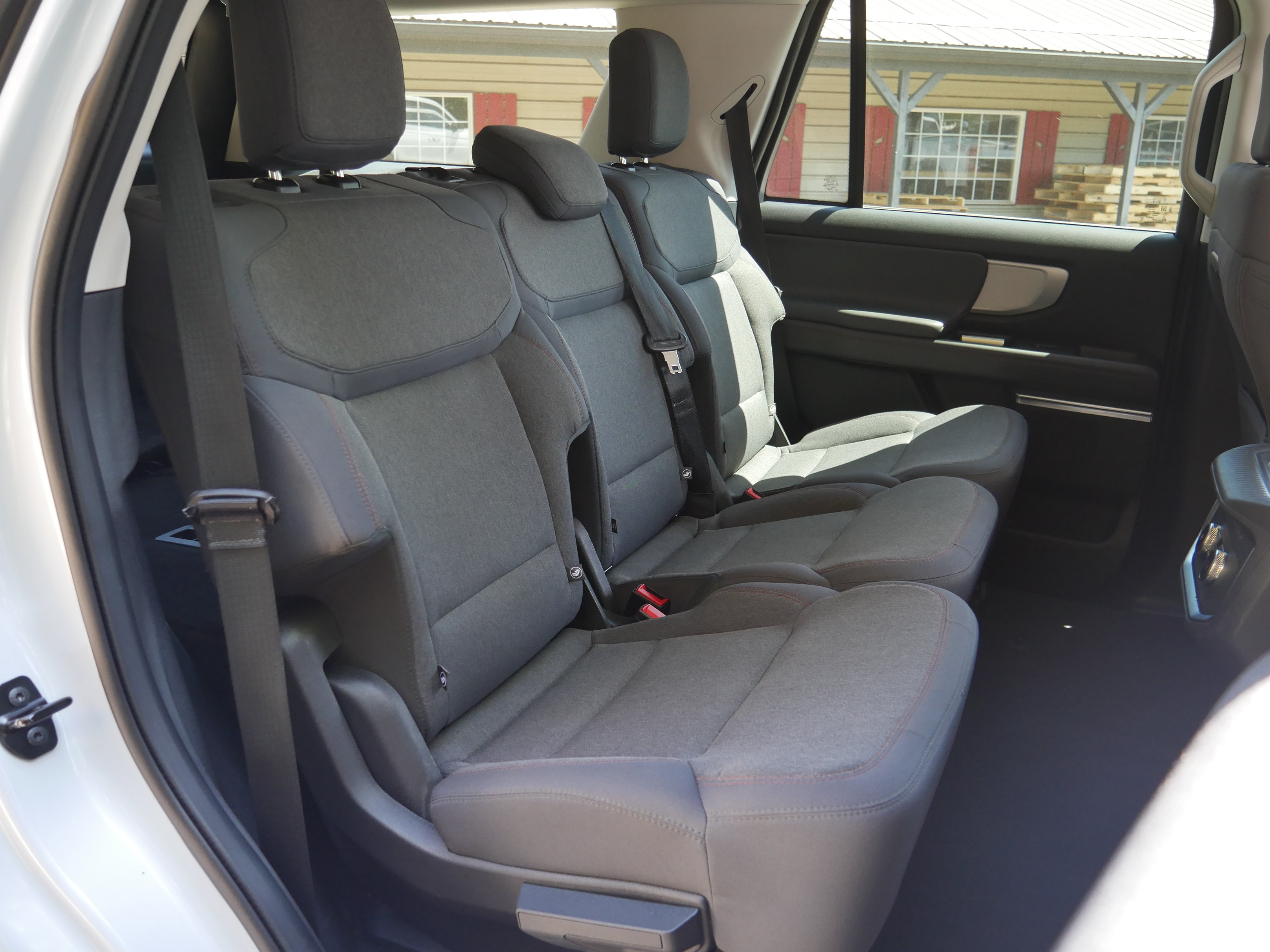 Certified 2025 Ford Expedition Active AWD/4WD image 25