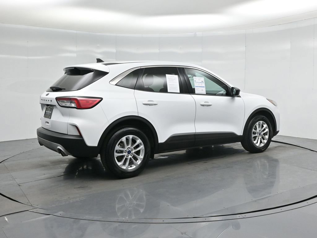 Certified 2022 Ford Escape SE image 12